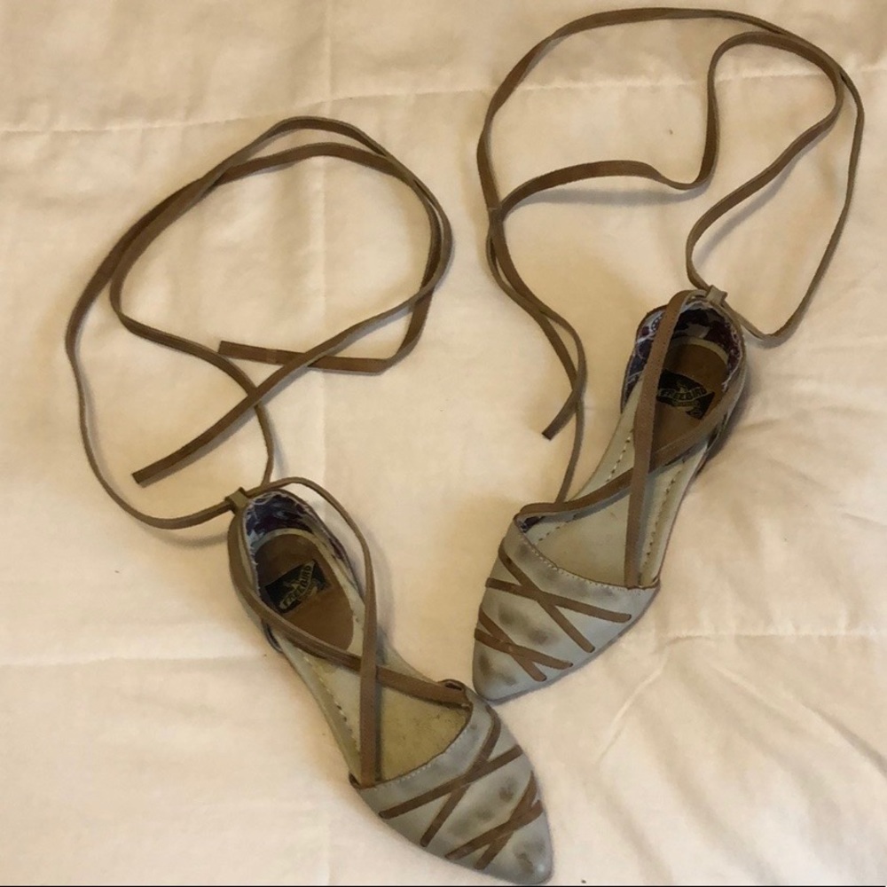 Freebird by Steven- Eryn leather flats